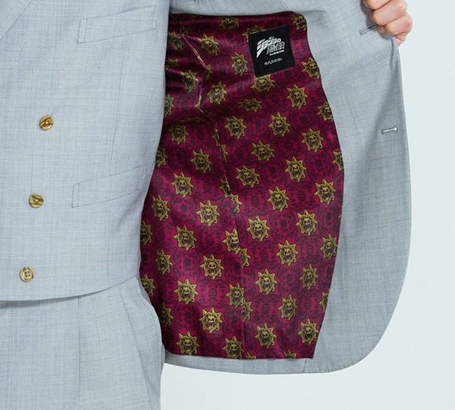 「ジョジョの奇妙な冒険 ダイヤモンドは砕けない 3Pスーツ」吉良吉影モデル・53,900円（税込）（C）LUCKY LAND COMMUNICATIONS/集英社・ジョジョの奇妙な冒険DU製作委員会