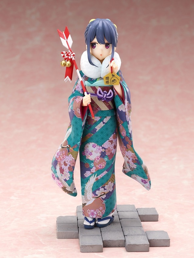 「志摩リン 振袖 1/7スケールフィギュア」16,800円（税別）（C）あfろ・芳文社／野外活動委員会