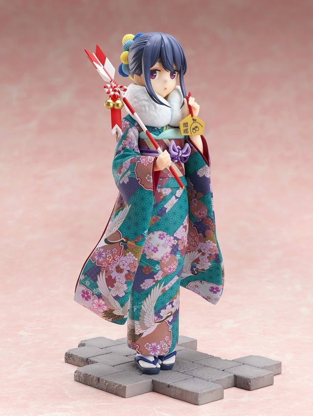 「志摩リン 振袖 1/7スケールフィギュア」16,800円（税別）（C）あfろ・芳文社／野外活動委員会