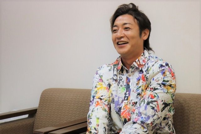 【インタビュー】つるの剛士が語る女性向けコンテンツ の魅力とはーー【2.85次元】教育番組パロディショー「うたってにこりん☆」インタビュー