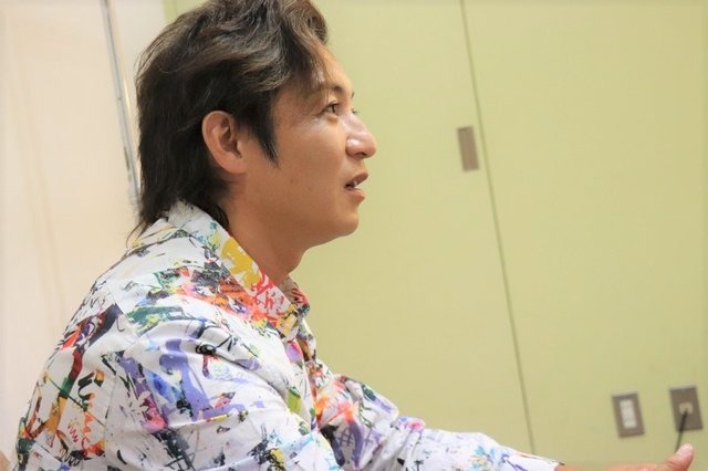 【インタビュー】つるの剛士が語る女性向けコンテンツ の魅力とはーー【2.85次元】教育番組パロディショー「うたってにこりん☆」インタビュー