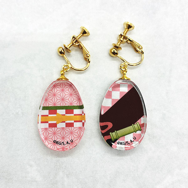 「鬼滅の刃 ガラスイヤリング」竈門禰豆子 1,000円（税抜）（C）吾峠呼世晴／集英社・アニプレックス・ufotable