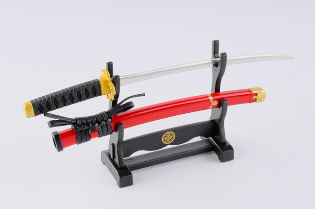 「刀剣乱舞-ONLINE-ペーパーナイフ 加州清光モデル」4,000円（税抜）（C）2015 EXNOA LLC/Nitroplus