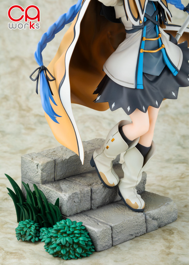 「CAworks『無職転生 ～異世界行ったら本気だす～』ロキシー・ミグルディア 1/7スケールフィギュア」通常版18,000円（税抜）／キャラアニ.com特装版20,500円（税抜）（C）理不尽な孫の手/MFブックス/「無職転生」製作委員会