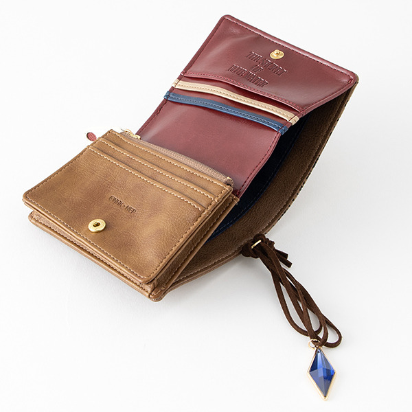 「ナディア モデル 二つ折り財布」10,800円(税別)（C）NHK・NEP