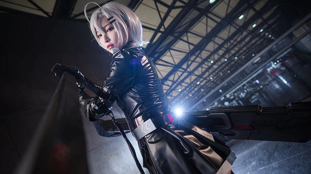 『代号23』瞳／撮影：三火_皮