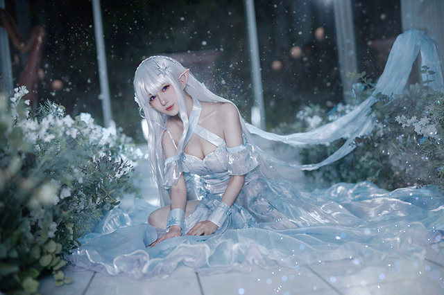 「Re:ゼロから始める異世界生活 エミリア -Crystal Dress Ver-