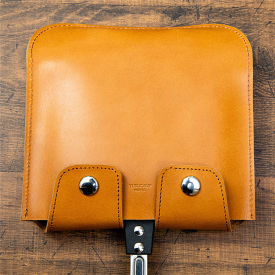 ゆるキャン△ ホットサンドメーカーカバー 志摩リン ver.（C）あｆろ・芳文社／野外活動委員会（C）あｆろ・芳文社／野外活動サークル