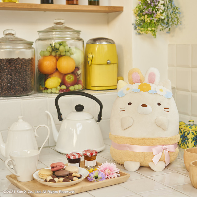 C賞：ねこ うさぎへんしんぬいぐるみ(C)2021 San-X Co., Ltd. All Rights Reserved.