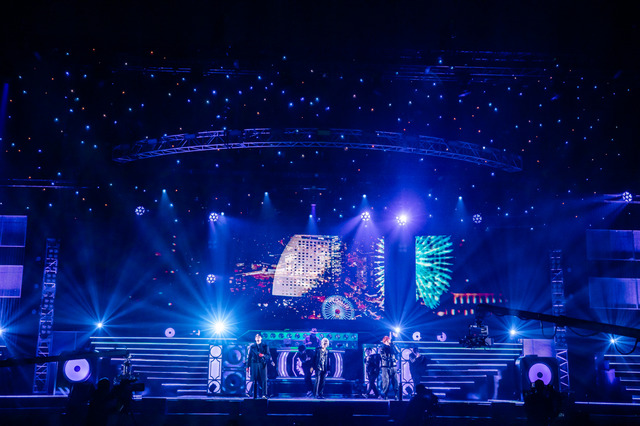 『ヒプノシスマイク-Division Rap Battle- 6th LIVE <<2nd D.R.B>>』3rd Battle MAD TRIGGER CREW photo by粂井健太／nishinaga “saicho” isao／小林弘輔（C）AbemaTV,Inc.（C） King Record Co., Ltd. All rights reserved.