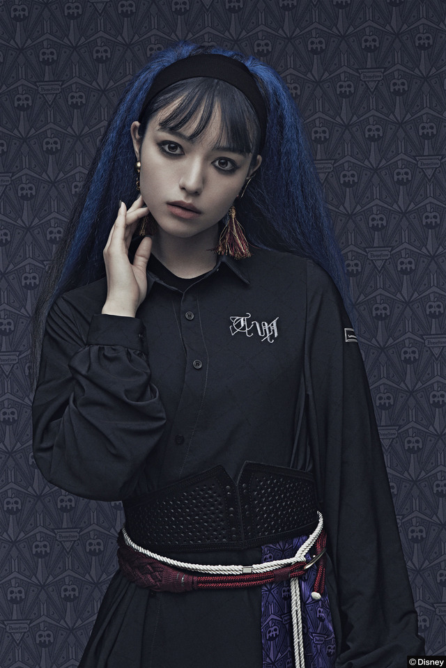 7Dormitories Maxi Shirts Dress／Pomefiore Image Earrings（C）Disney