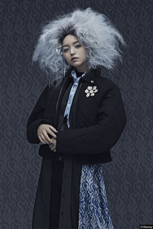 7Dormitories Maxi Shirts Dress／TW Emblem Pins（C）Disney