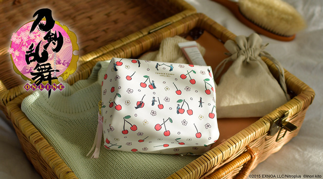 「ボックスポーチ」加州清光・大和守安定 2,970円（税込）（C）2015 EXNOA LLC/Nitroplus