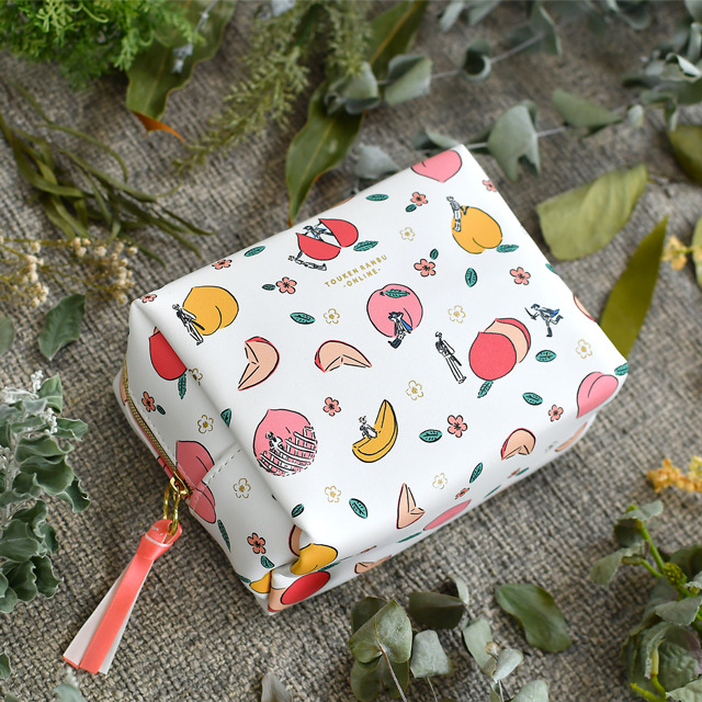 「ボックスポーチ」太鼓鐘貞宗・物吉貞宗・亀甲貞宗 2,970円（税込）（C）2015 EXNOA LLC/Nitroplus