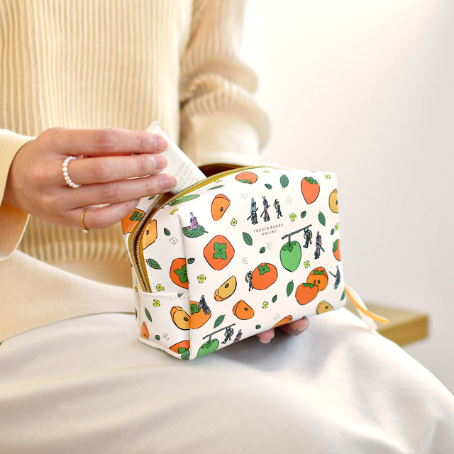 「ボックスポーチ」小夜左文字・宗三左文字・江雪左文字 2,970円（税込）（C）2015 EXNOA LLC/Nitroplus