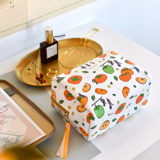 「ボックスポーチ」小夜左文字・宗三左文字・江雪左文字 2,970円（税込）（C）2015 EXNOA LLC/Nitroplus