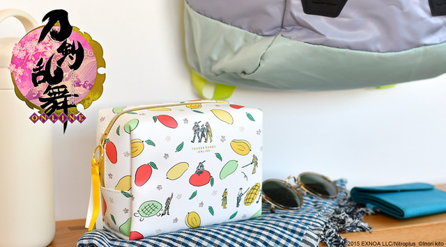 「ボックスポーチ」長曽祢虎徹・蜂須賀虎徹 ・浦島虎徹 2,970円（税込）（C）2015 EXNOA LLC/Nitroplus