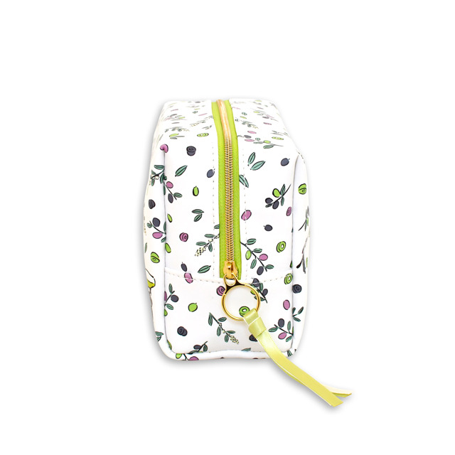 「ボックスポーチ」御手杵・日本号・蜻蛉切 2,970円（税込）（C）2015 EXNOA LLC/Nitroplus