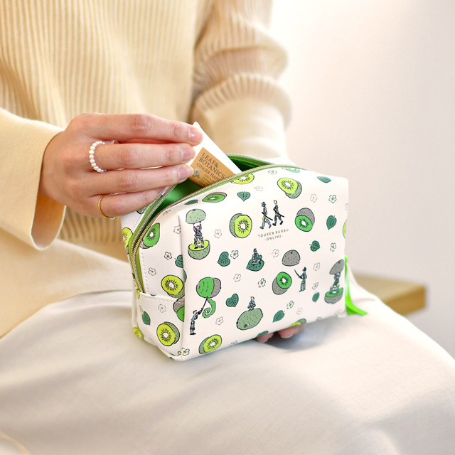 「ボックスポーチ」大典太光世・ソハヤノツルキ 2,970円（税込）（C）2015 EXNOA LLC/Nitroplus