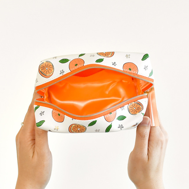 「ボックスポーチ」陸奥守吉行 2,970円（税込）（C）2015 EXNOA LLC/Nitroplus