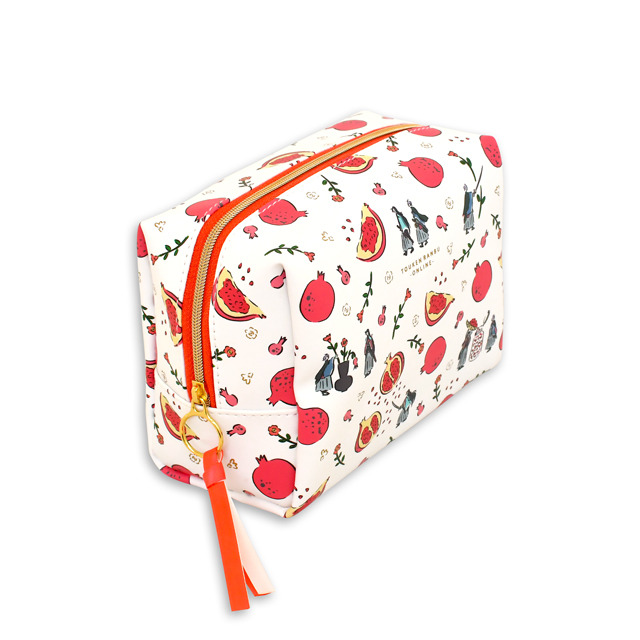 「ボックスポーチ」和泉守兼定・歌仙兼定 2,970円（税込）（C）2015 EXNOA LLC/Nitroplus