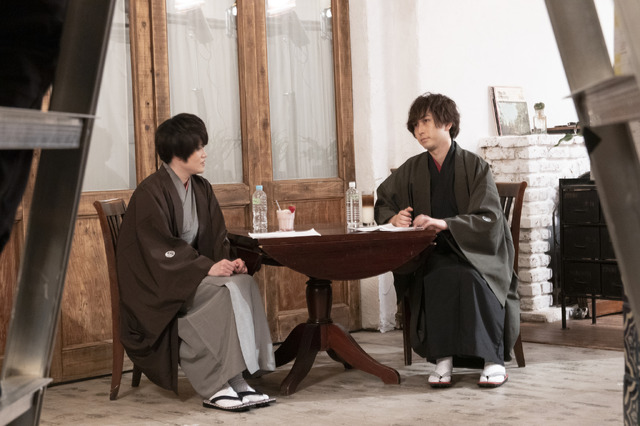 『僕ら的には理想の落語』第9話撮影時オフショット（C）ぼくらく