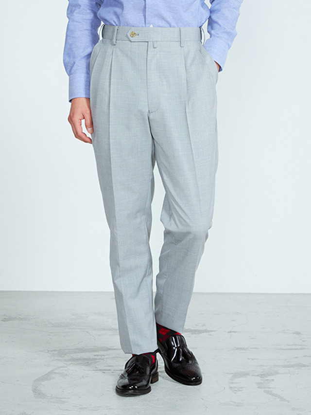 「吉良吉影モデル」（C）LUCKY LAND COMMUNICATIONS/集英社・ジョジョの奇妙な冒険 DU 製作