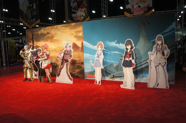 ソードアート・オンラインIIとキルラキルがお出迎え　アニプレックスブース＠AnimeExpo2014