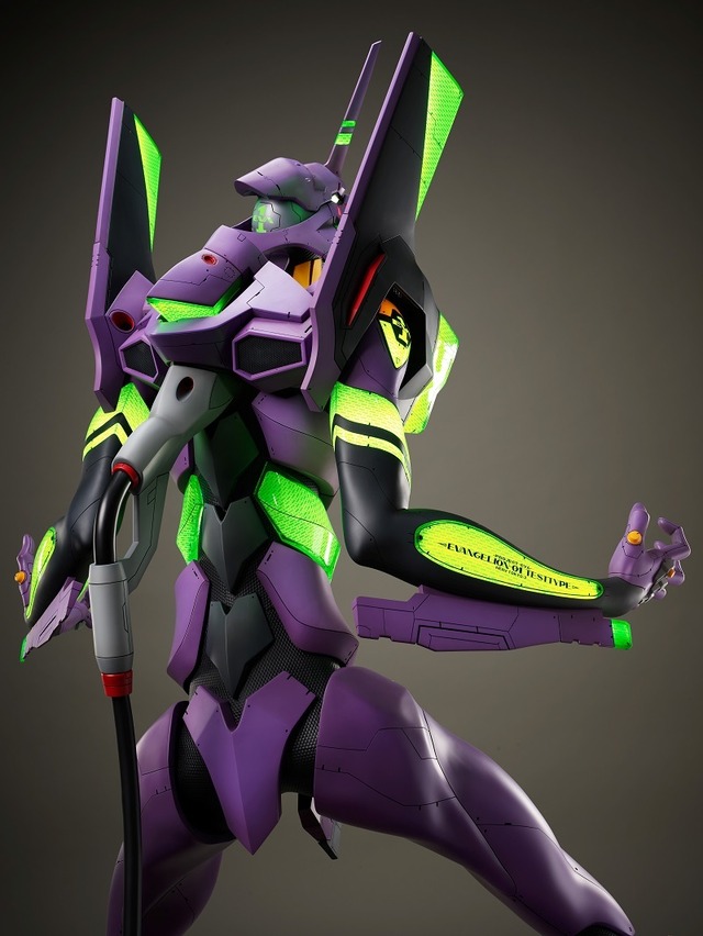 「エヴァンゲリオン初号機 ヒューマンスケールフィギュア 」3,003,000円（税込）（C）カラー