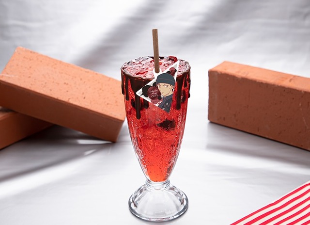 赤と黒のクラッシュソーダ・990 円（税込 1,089 円）（C）青山剛昌／小学館・読売テレビ・TMS 1996