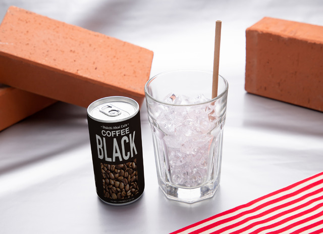 赤井の BLACK COFFEE・790 円（税込 869 円）（C）青山剛昌／小学館・読売テレビ・TMS 1996