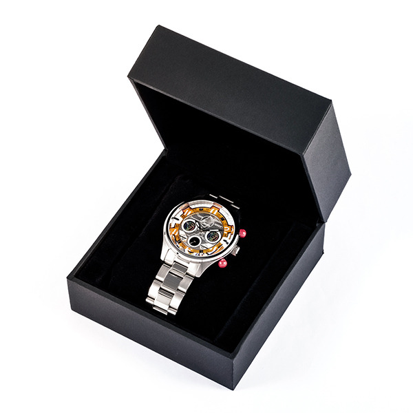 「『機動戦艦ナデシコ』コラボレーション　腕時計」26,180円（税込）（C）Production I.G／ナデシコ製作委員会・テレビ東京