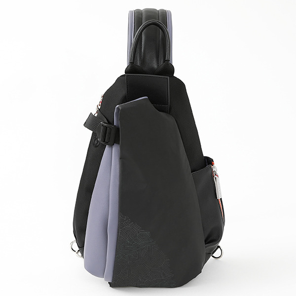 「『機動戦艦ナデシコ』コラボレーション　バッグ」15,180円（税込）（C）Production I.G／ナデシコ製作委員会・テレビ東京