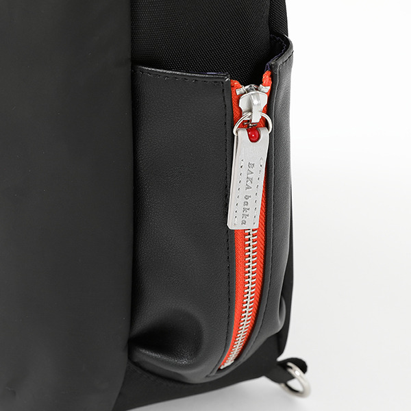 「『機動戦艦ナデシコ』コラボレーション　バッグ」15,180円（税込）（C）Production I.G／ナデシコ製作委員会・テレビ東京