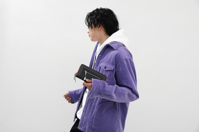 「『機動戦艦ナデシコ』コラボレーション　財布」11,880円（税込）（C）Production I.G／ナデシコ製作委員会・テレビ東京