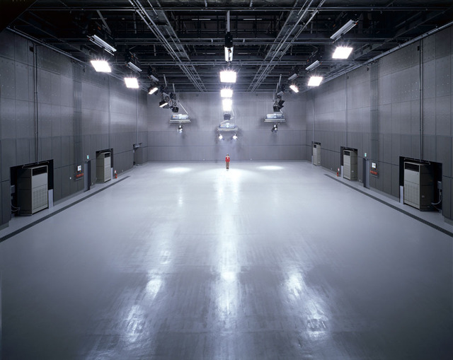 No.10 ステージ　スタジオ内部