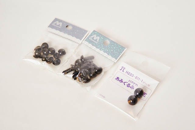 モルカーづくりの購入品 撮影：小原聡太