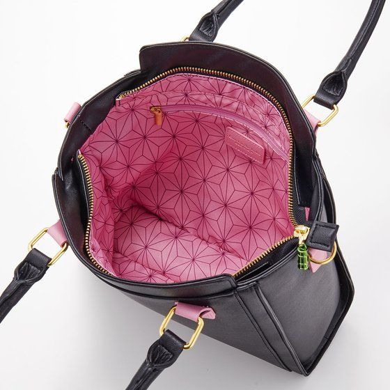 「鬼滅の刃 ハンドバッグ参」各14,300円（税込）(c)吾峠呼世晴／集英社・アニプレックス・ufotable