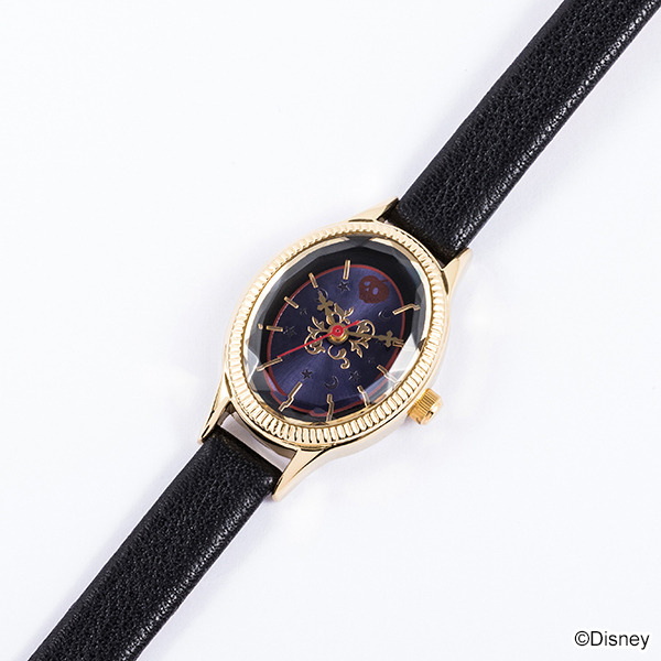 『ディズニーツイステッドワンダーランド』デザイン腕時計 ポムフィオーレ寮デザイン各15,180円(税込)（C）Disney