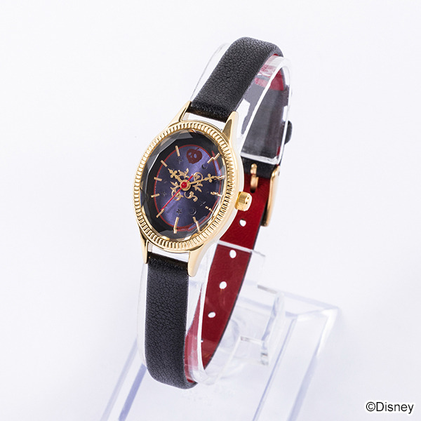 『ディズニーツイステッドワンダーランド』デザイン腕時計 ポムフィオーレ寮デザイン各15,180円(税込)（C）Disney