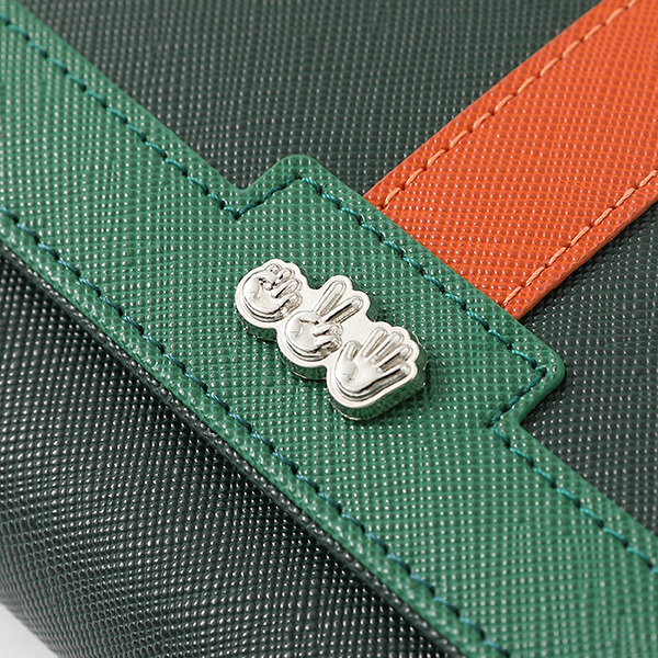 ゴン=フリークス モデル長財布／各11,880円(税込)（C）P98-21 （C）V・N・M