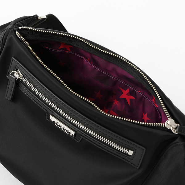 ヒソカ モデル バッグ／14,080円（C）P98-21 （C）V・N・M