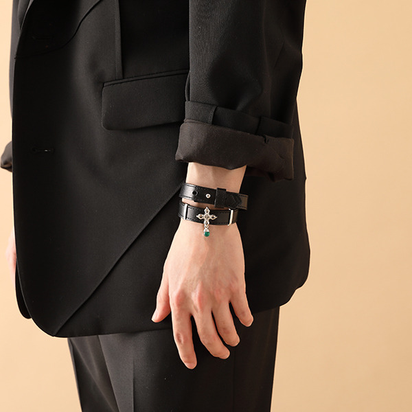 クロロ=ルシルフル モデルブレスレット／各10,780円(税込)（C）P98-21 （C）V・N・M