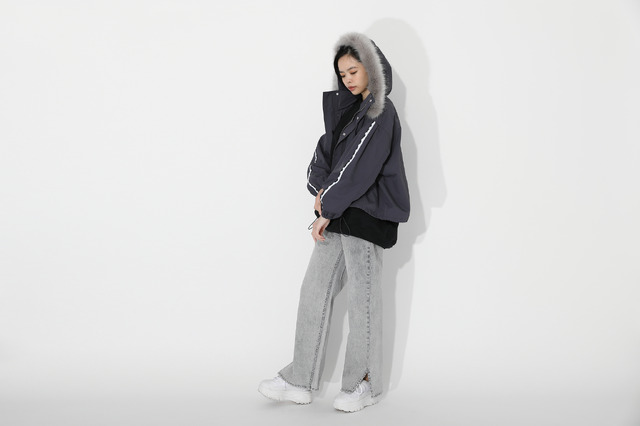 「嘴平伊之助 モデル ブルゾン」17,380円（税込）（C）吾峠呼世晴／集英社・アニプレックス・ufotable