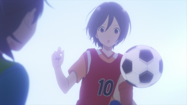 『さよなら私のクラマー』第2話「インパクト」場面カット（C）新川直司・講談社／さよなら私のクラマー製作委員会