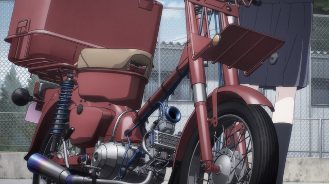 「スーパーカブ」第2話先行カット（C）Tone Koken,hiro/ベアモータース