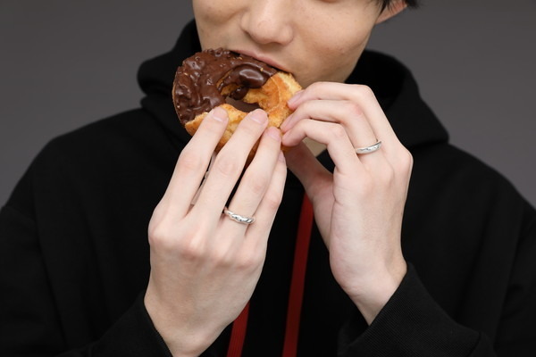 忍野忍モデル リングセット 12,980円(税込)（C）西尾維新／講談社・アニプレックス・シャフト （R）KODANSHA