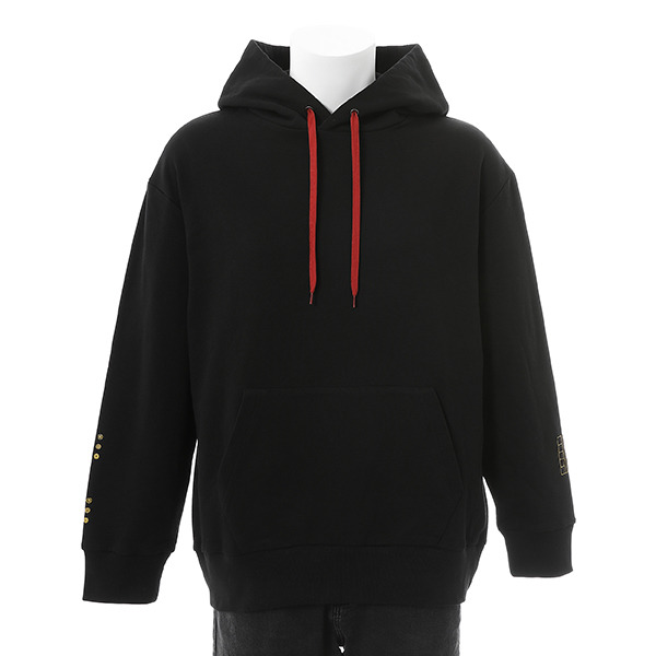 忍野忍モデル フーディー 10,780円(税込)（C）西尾維新／講談社・アニプレックス・シャフト （R）KODANSHA