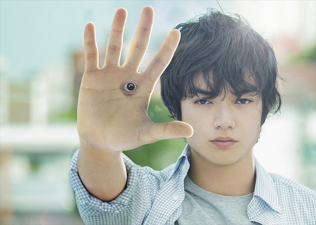 (C)映画『寄生獣』製作委員会