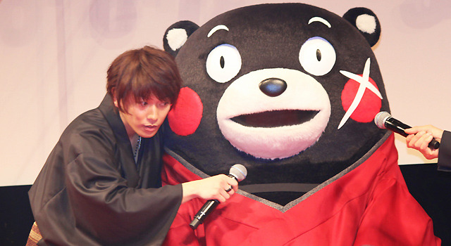 佐藤健（緋村剣心役）＆くまモン（剣心ver.）／『るろうに剣心 京都大火編』完成披露試写会